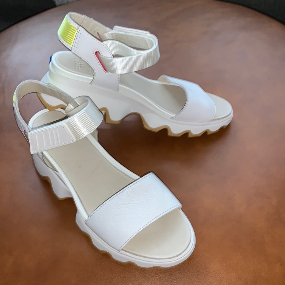 Sorel Kinetic Sandals